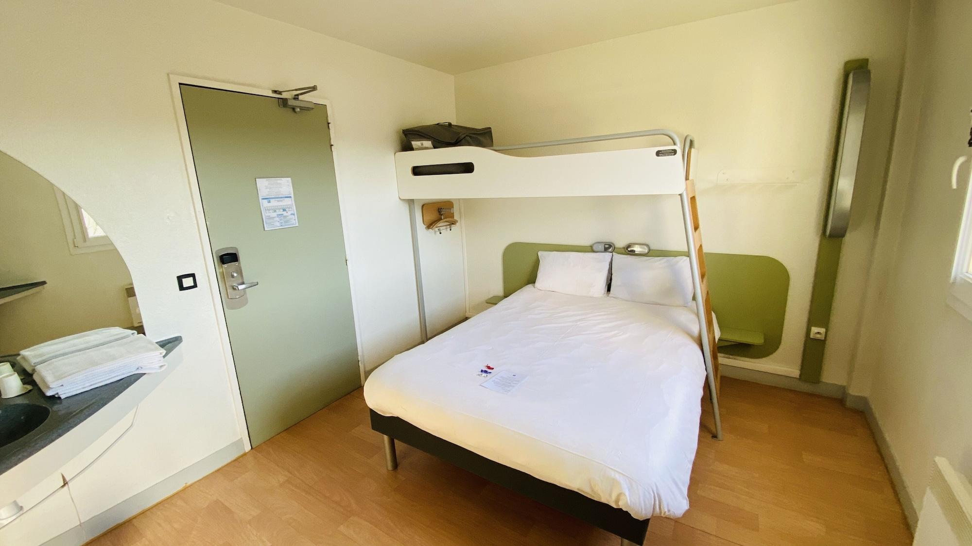 Ibis Budget Caen Centre Gare Εξωτερικό φωτογραφία
