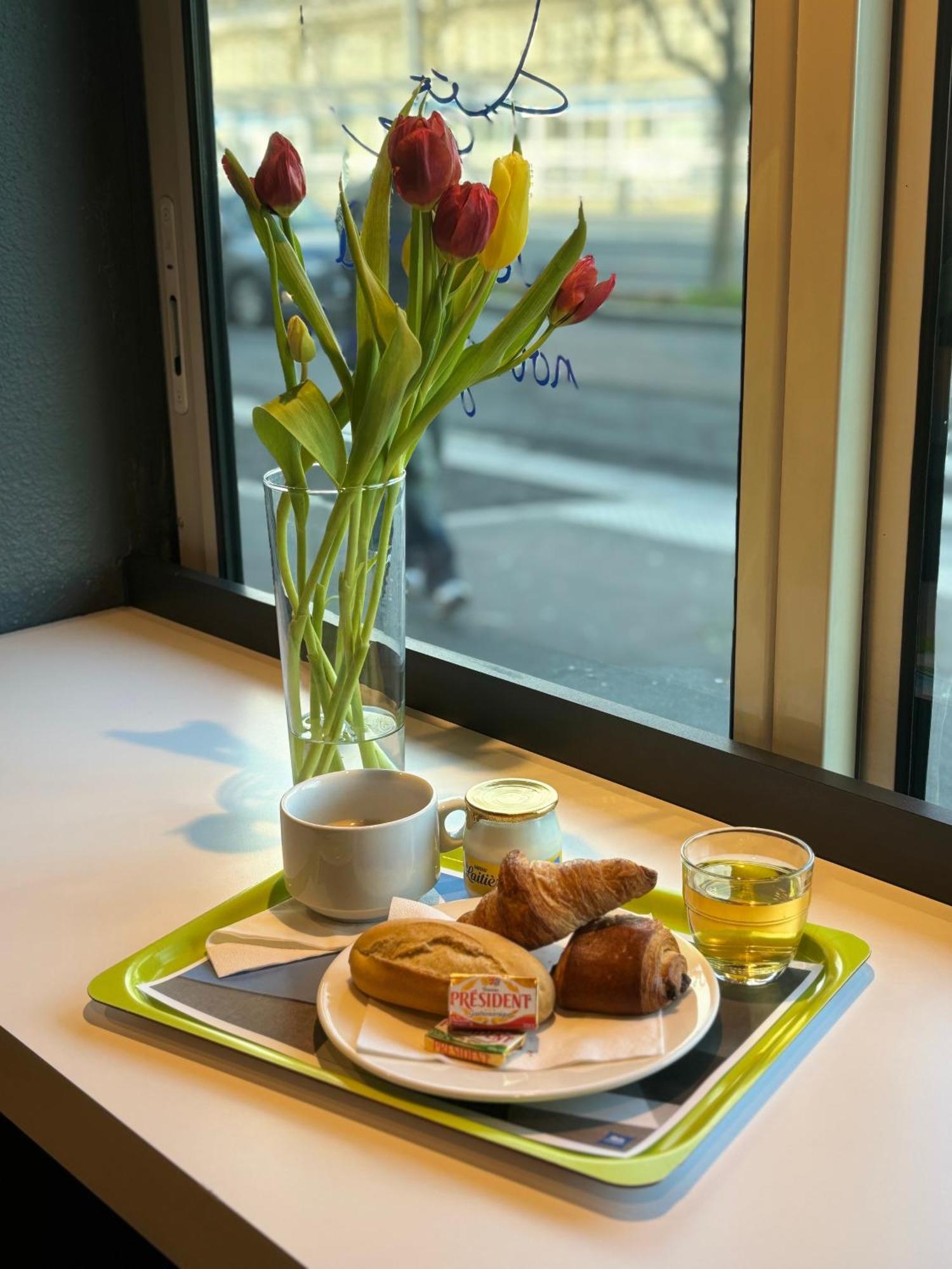 Ibis Budget Caen Centre Gare Εξωτερικό φωτογραφία