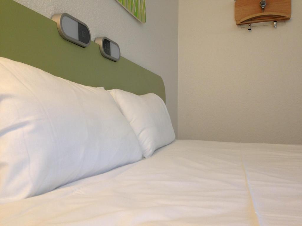Ibis Budget Caen Centre Gare Δωμάτιο φωτογραφία