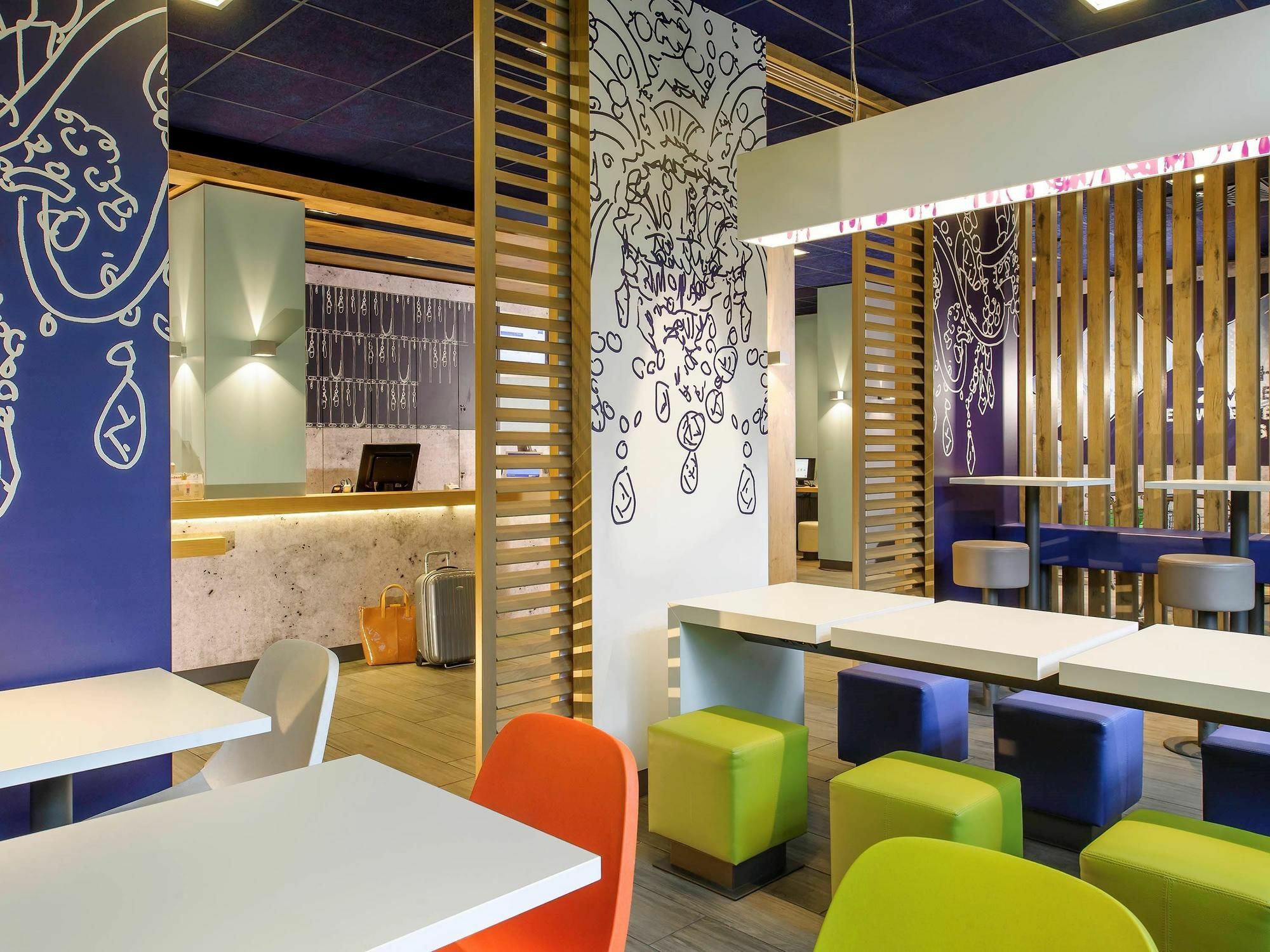 Ibis Budget Caen Centre Gare Εξωτερικό φωτογραφία